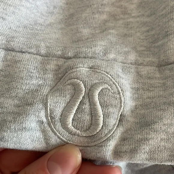 Lululemon Scuba full zip hoodie Size 4 - Picture 3 of 3